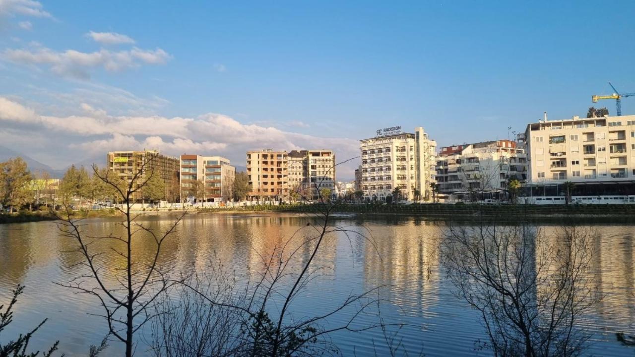 Liqeni Thate, Tirane Tirana Exterior photo